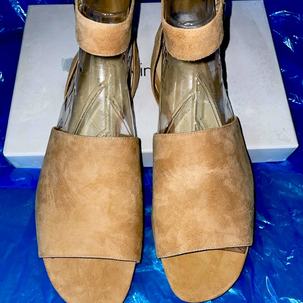 Suede sandals